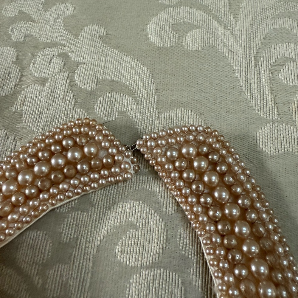 Pearl Collar Necklace - Picture 3 of 10